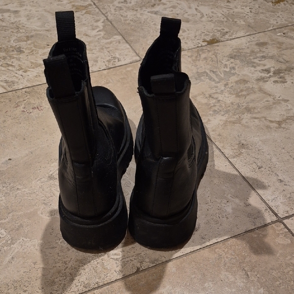 Thursday Legend Black Leather Boots - Picture 5 of 8